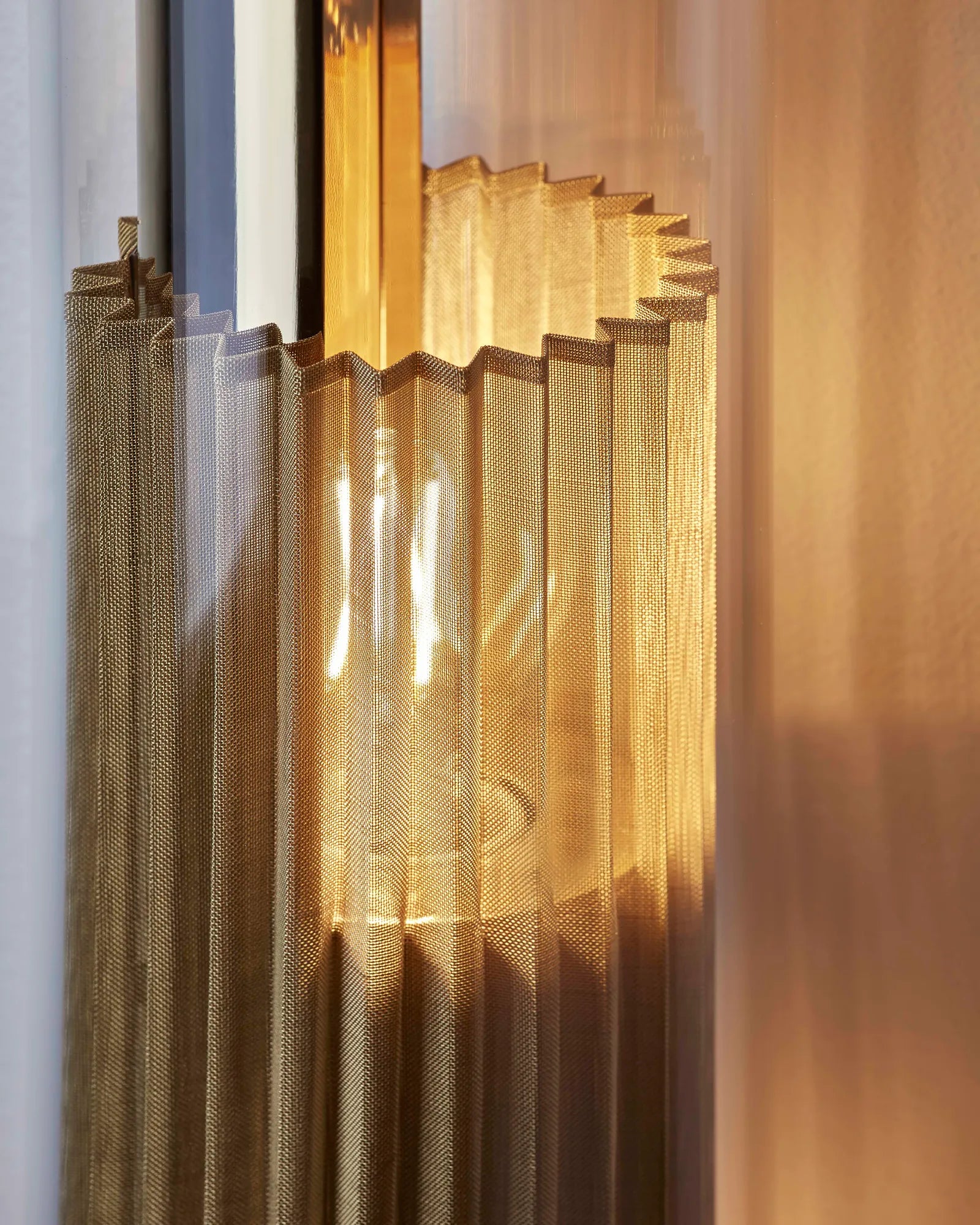 dcw-ditions-in-the-tube-100-350-pendant-horizontal-suspension image 3