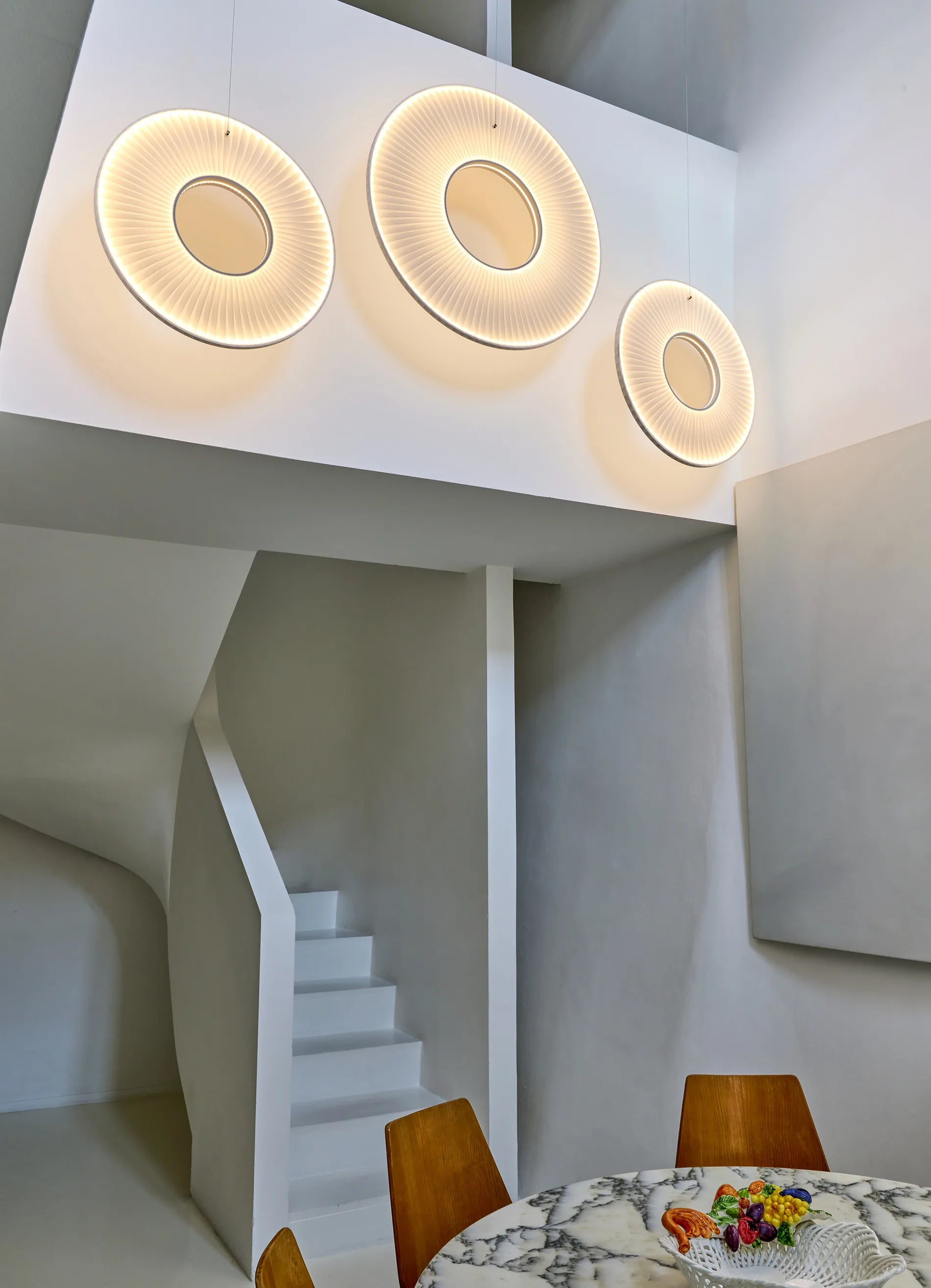 dcw-ditions-iris-pendant-vertical-60-suspension-led-tissu-ruban-blanc image 4