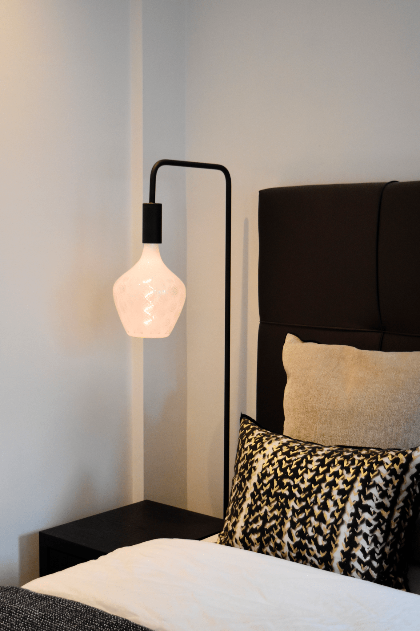 calex-versailles-blanc-led-baroque-e27-5w-dimmable image 2