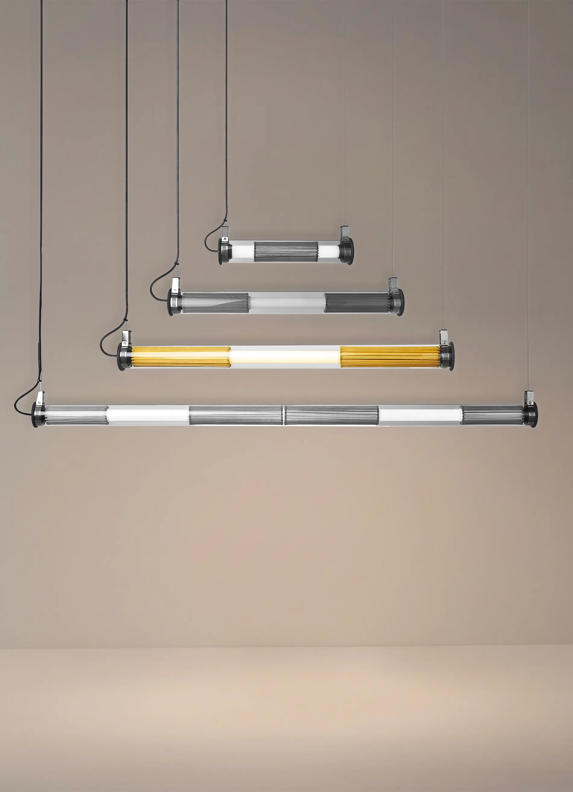 dcw-ditions-in-the-tube-360-1000-pendant-horizontal-suspension-horizontale image 2