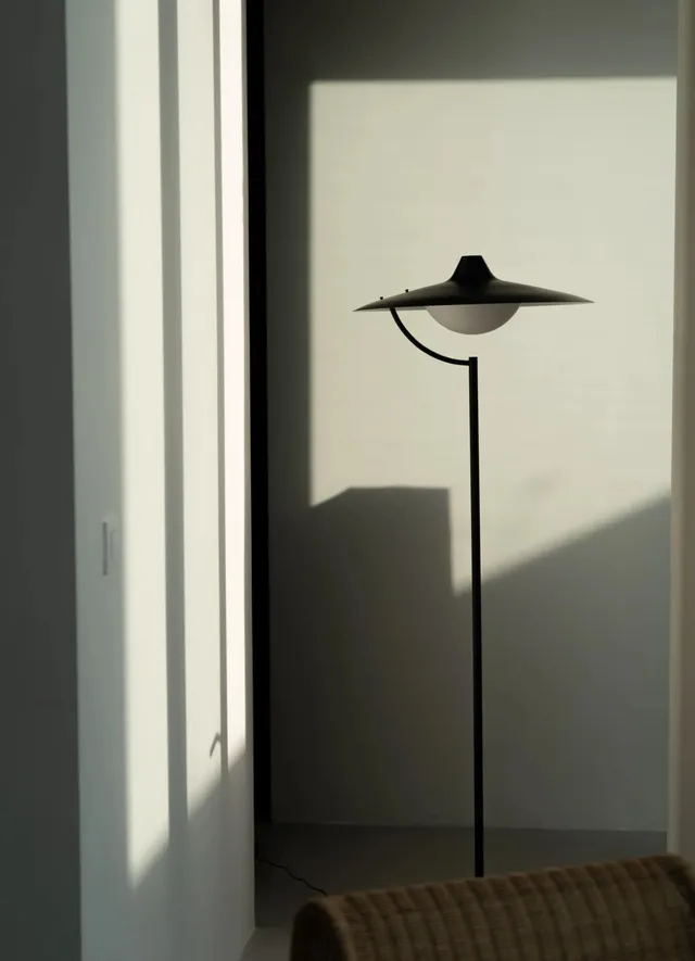 dcw-ditions-biny-floor-lampadaire-acier-aluminium-variateur image 1