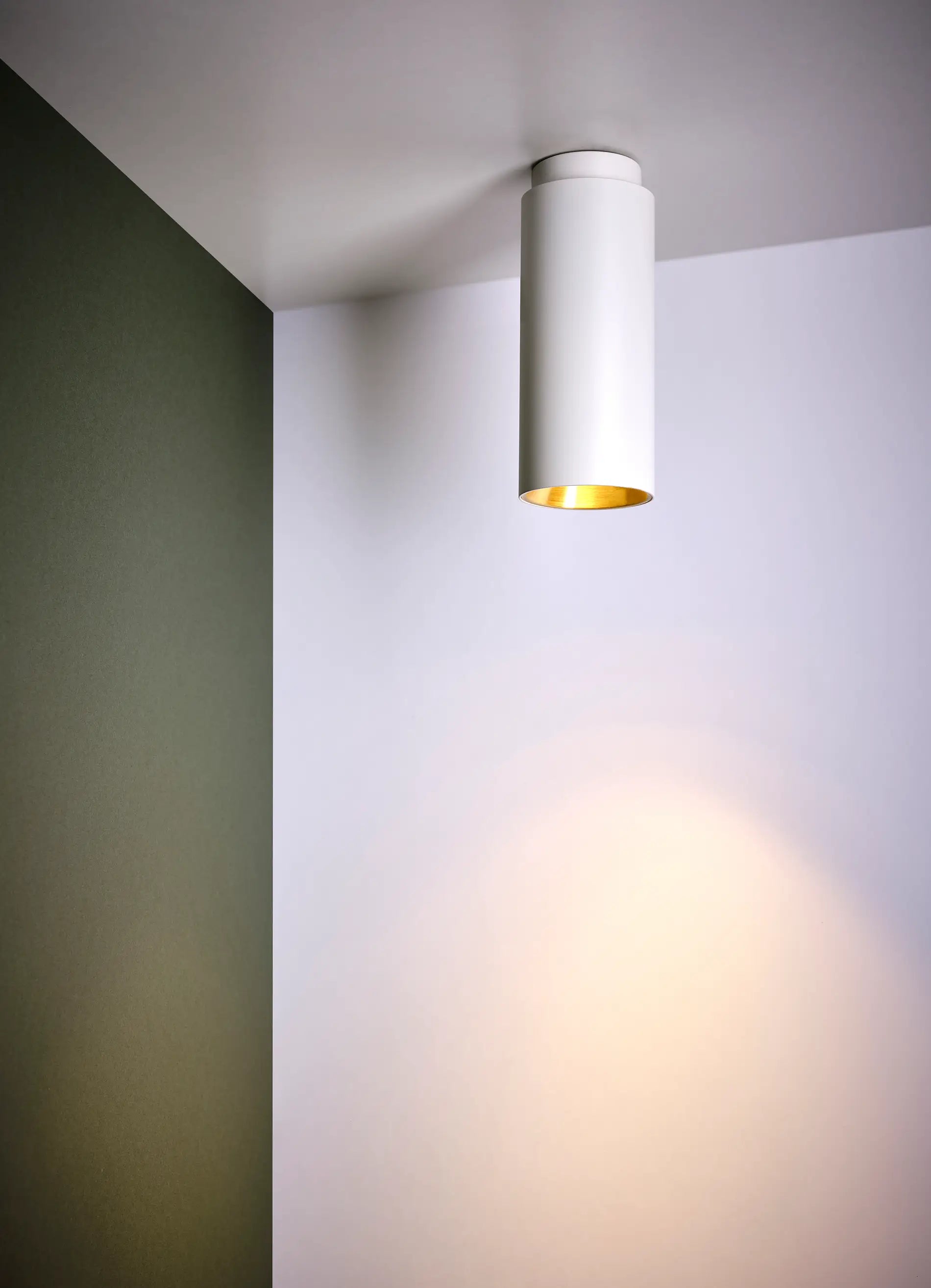 dcw-ditions-tobo-ceiling-65-plafonnier-tubulaire-acier-noir-mat image 3
