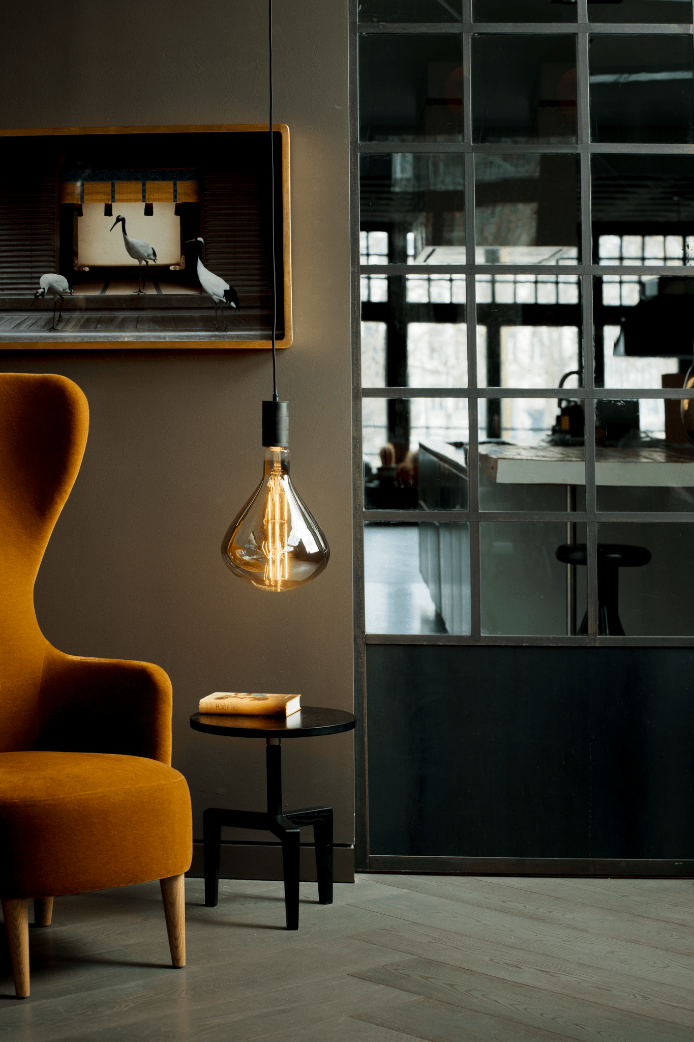 calex-xxl-sydney-ampoule-led-e27-titane-1800k image 4