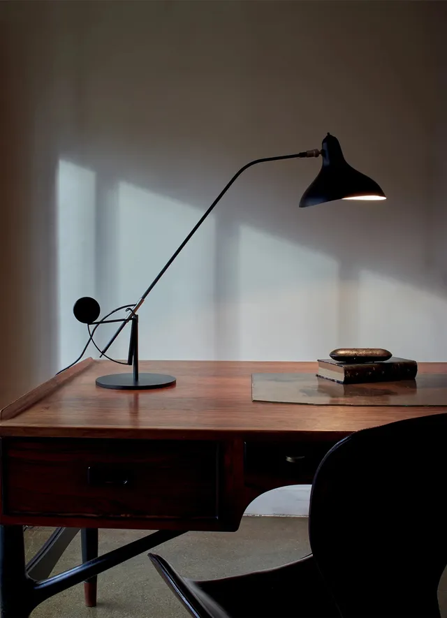 dcw-ditions-mantis-bs3-lampe-de-table-acier-aluminium image 1