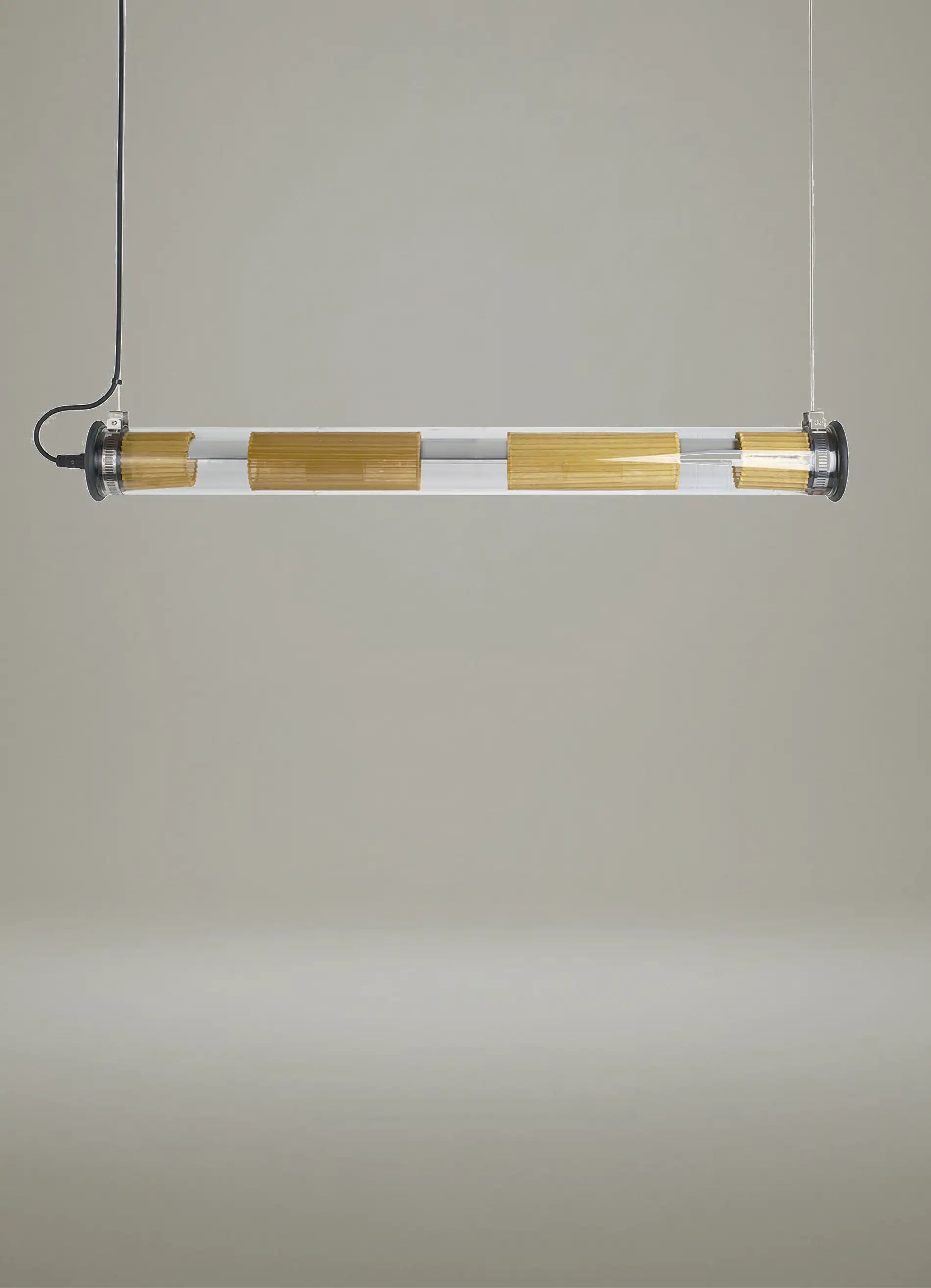 dcw-ditions-in-the-tube-120-1300-suspension-horizontale-ip64 image 5