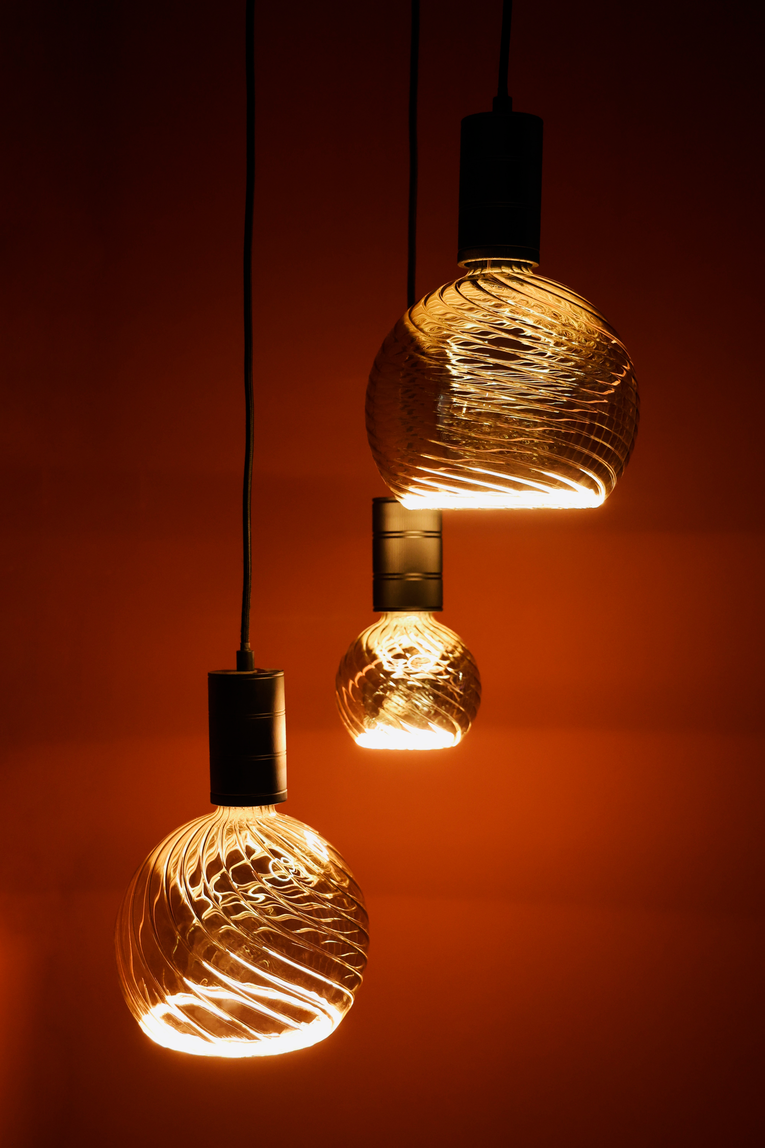 calex-aura-lagos-g125-grise-e27-6w-filament-droit image 5