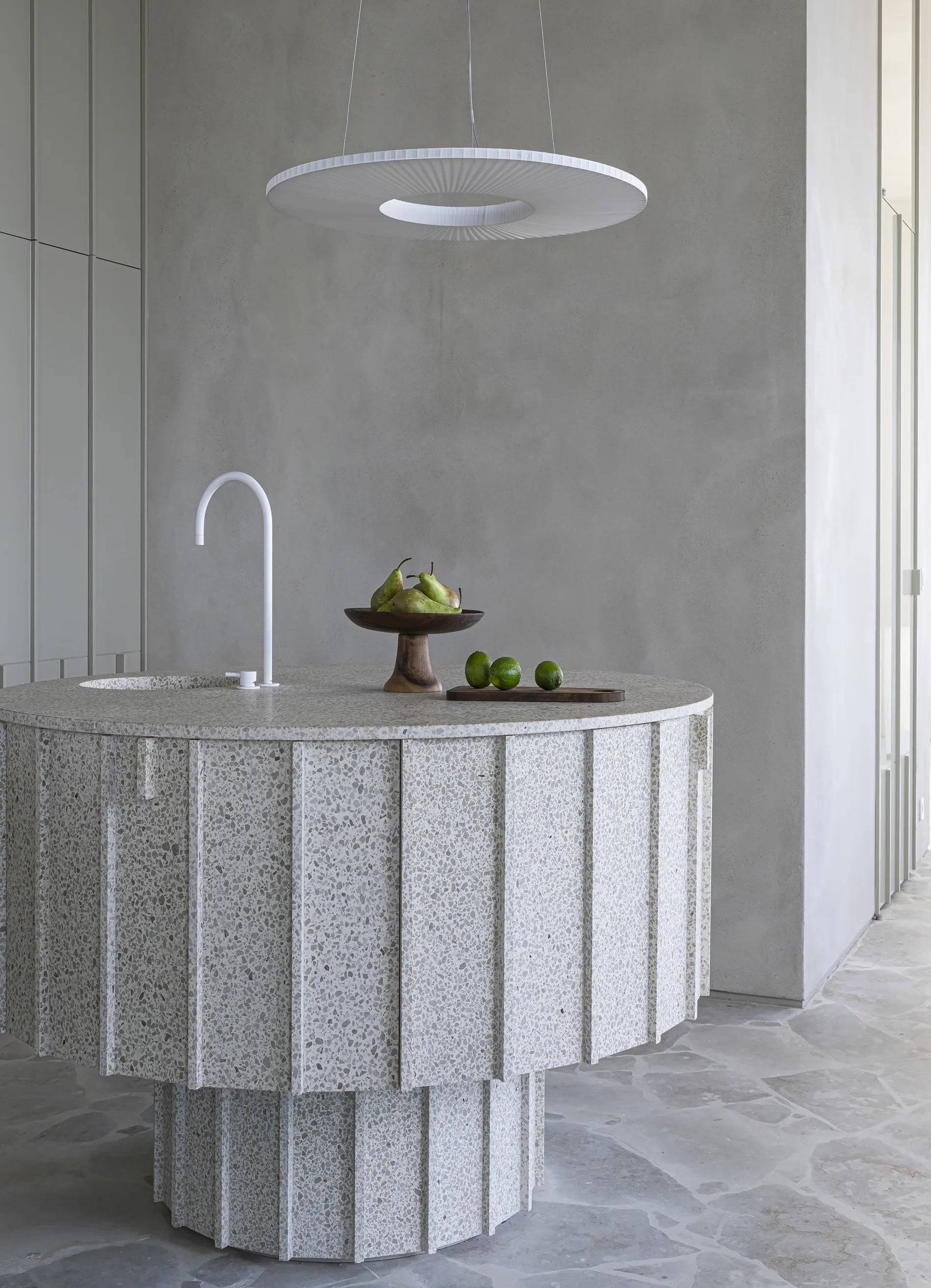 dcw-ditions-iris-pendant-horizontal-80-suspension-tissu image 2
