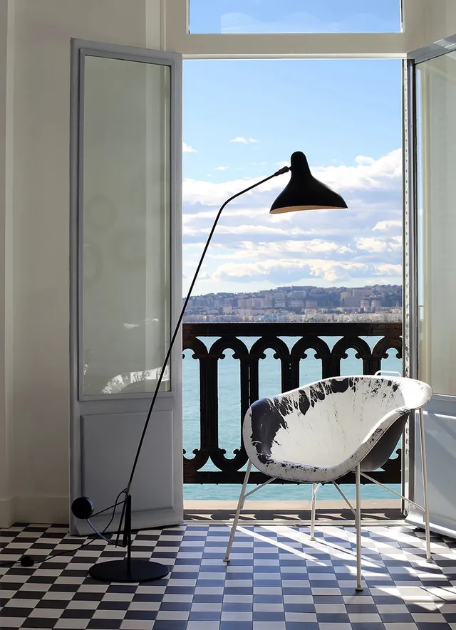 dcw-ditions-mantis-bs1-lampadaire image 1