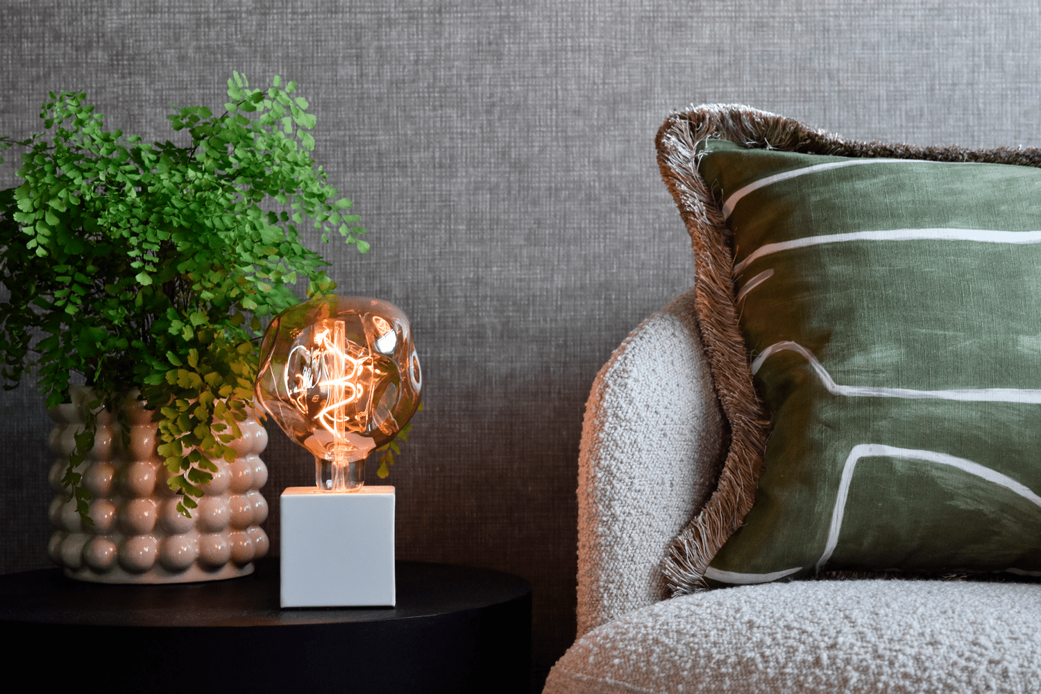 calex-lampe-de-table-square-e27-blanche-sans-ampoule image 4