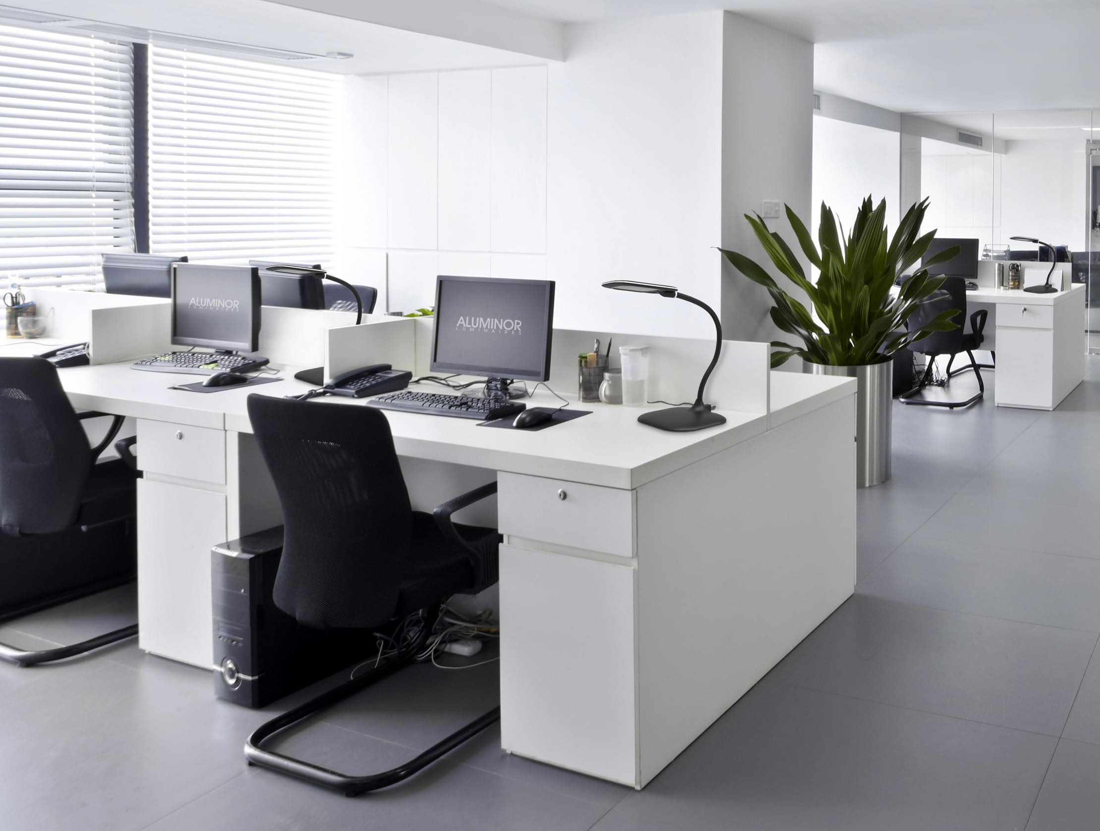 aluminor-mika-lt-mika-p-lampes-de-bureau-led-flexibles image 2