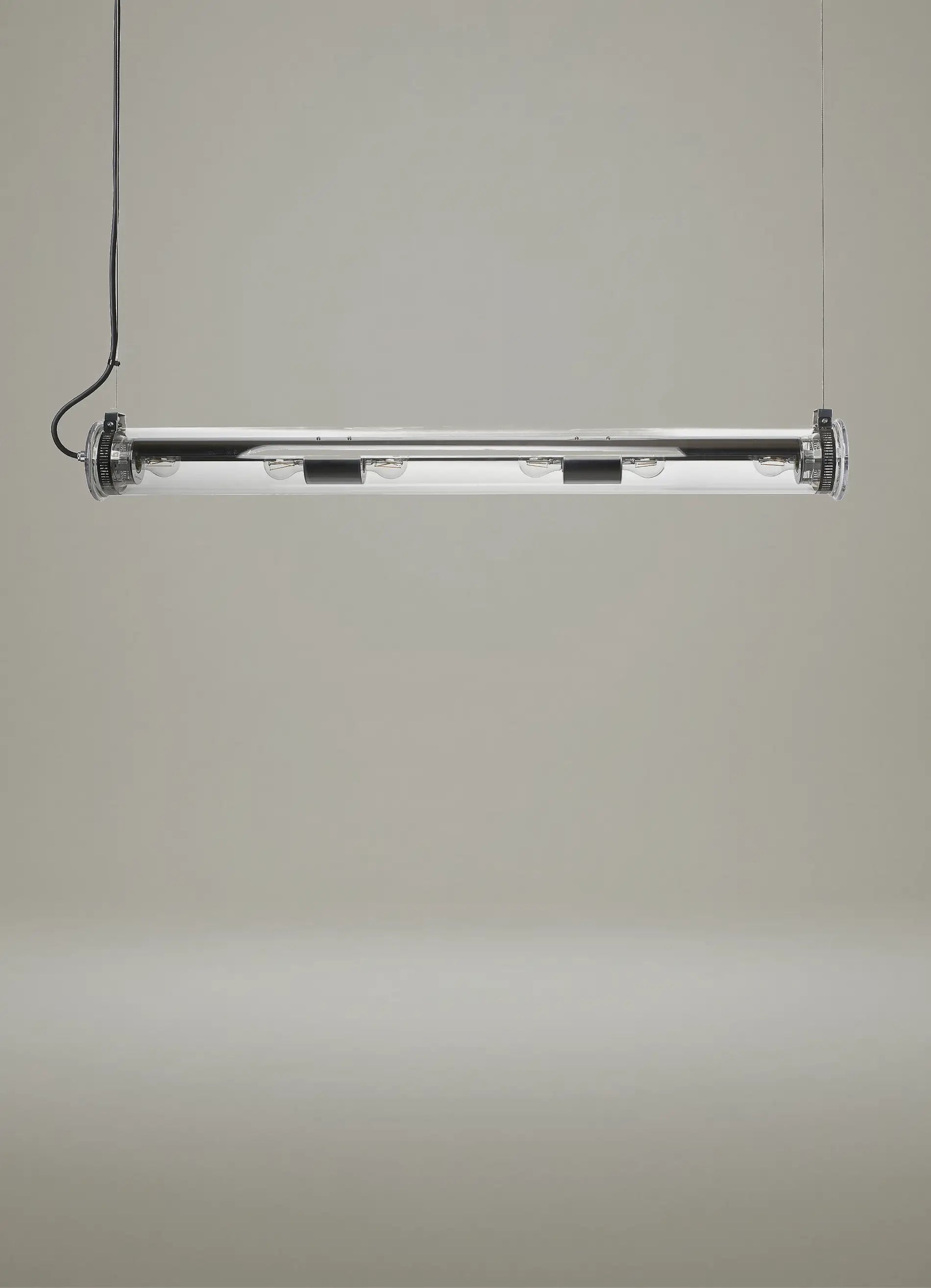 dcw-ditions-in-the-tube-120-1300-suspension-horizontale-ip64 image 6