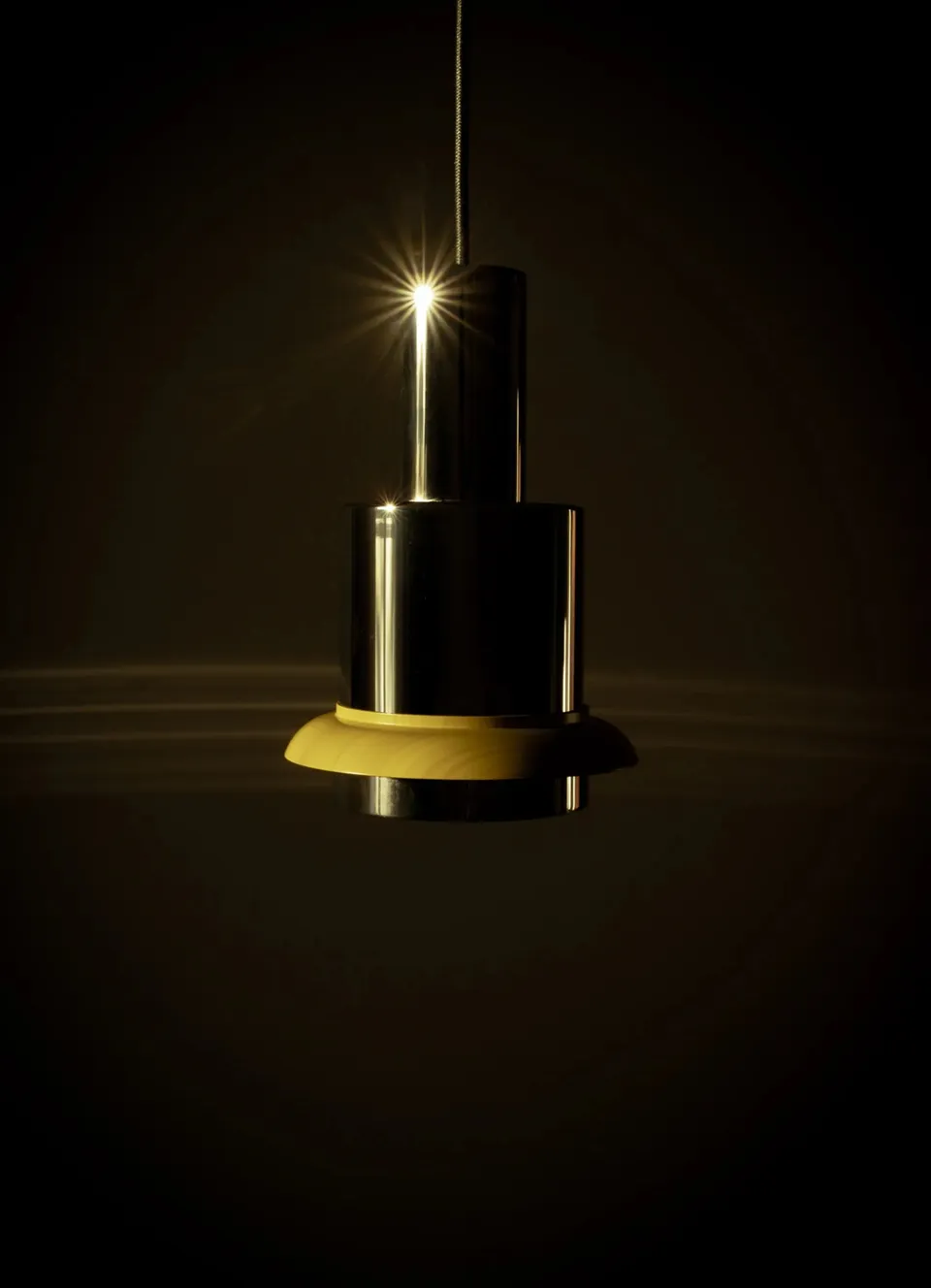 dcw-ditions-chaumont-pendant-190-suspension-1964-marc-held image 1