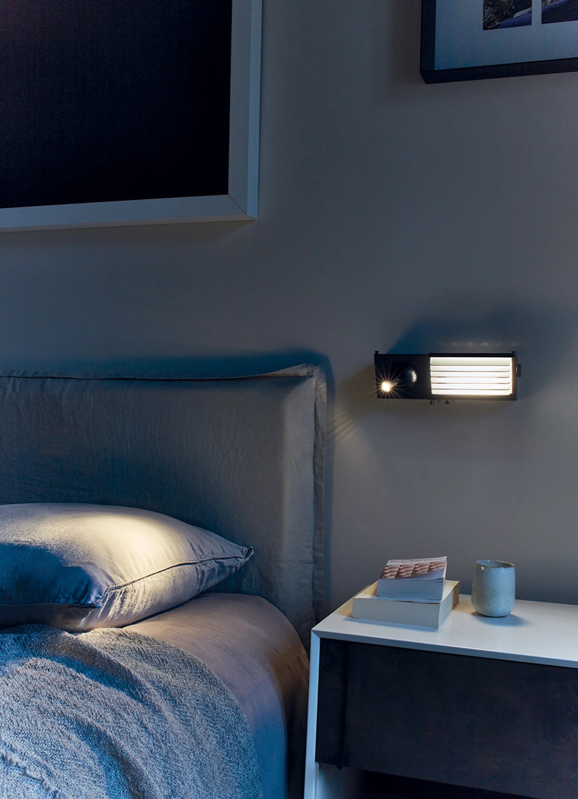 dcw-ditions-biny-bedside-applique-t-te-de-lit-led-usb image 4
