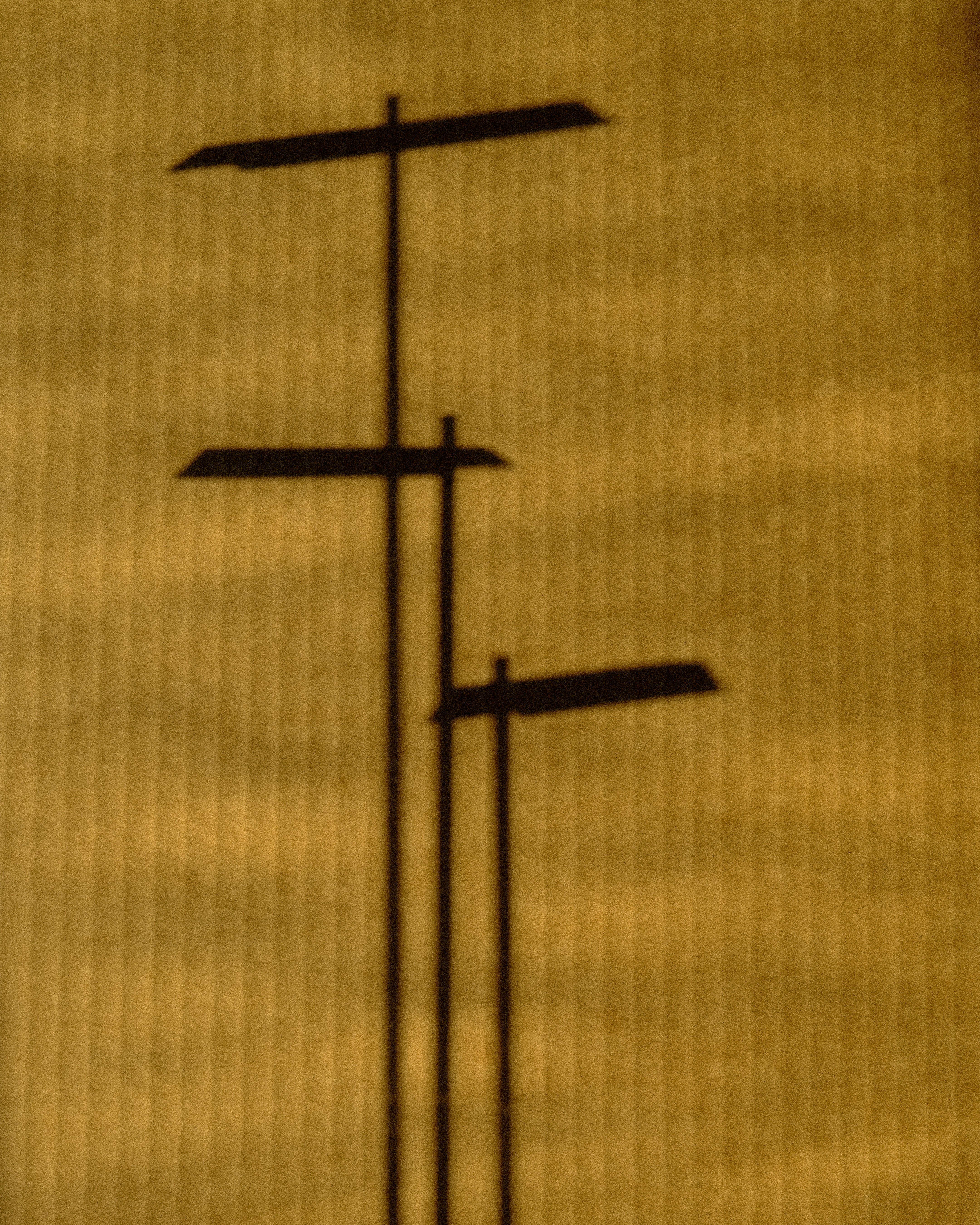 dcw-ditions-knokke-eric-de-dorma-l-lampe-de-table-sans-fil-acier-laiton image 5