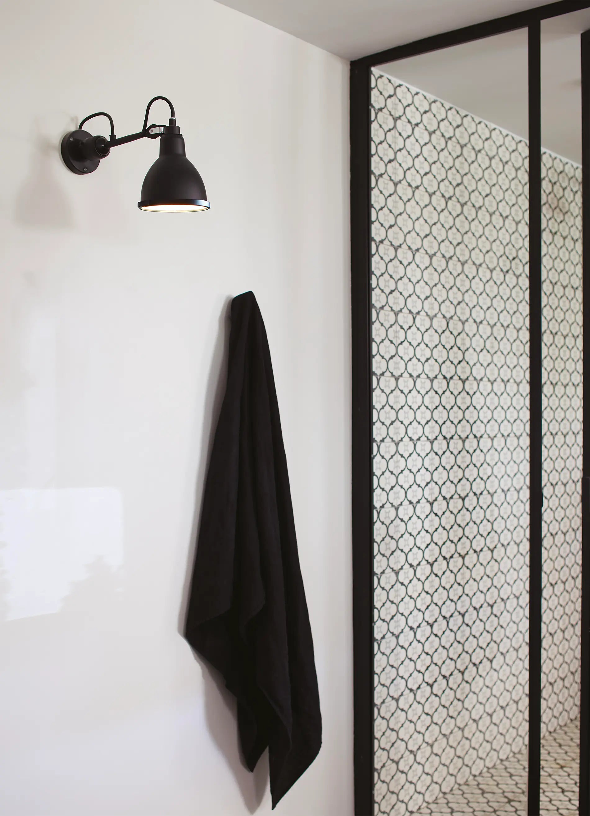 dcw-ditions-lampe-gras-n-304-bathroom-spot-ip64 image 3