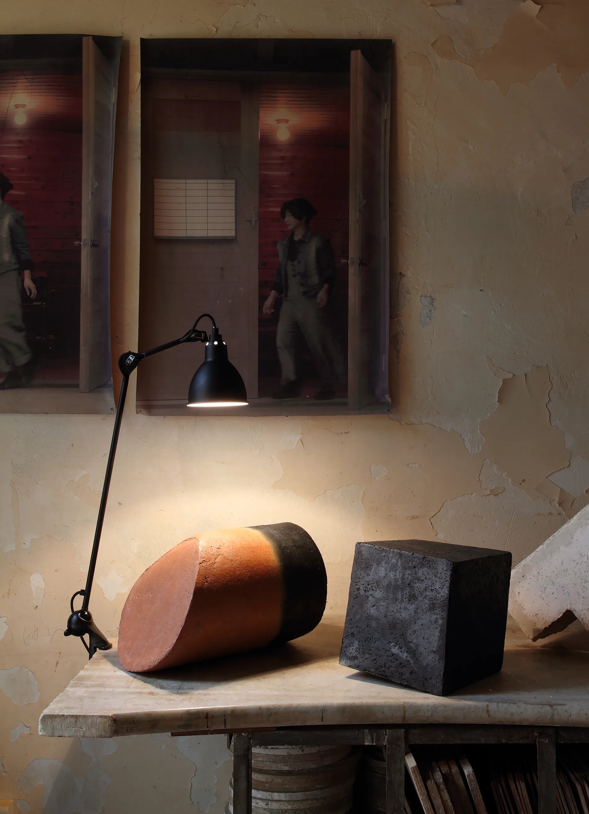 dcw-ditions-la-lampe-gras-n-201-lampe-de-table-tau image 5