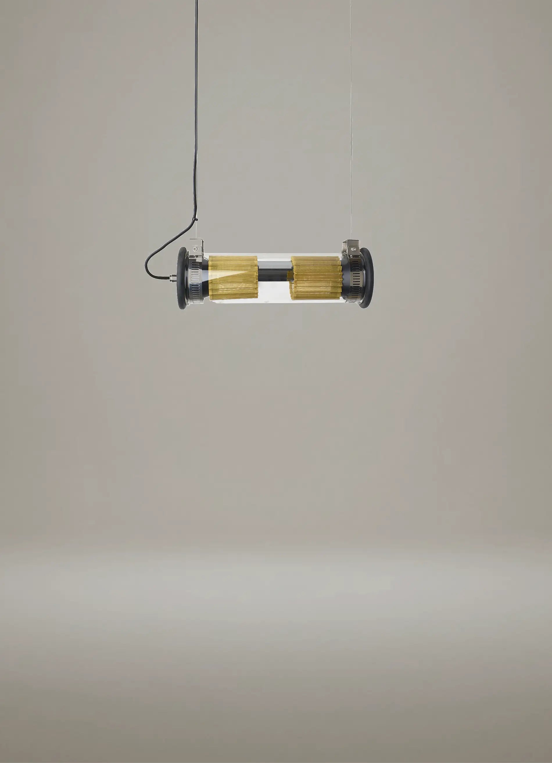 dcw-ditions-in-the-tube-100-350-pendant-horizontal-suspension-filtre image 1